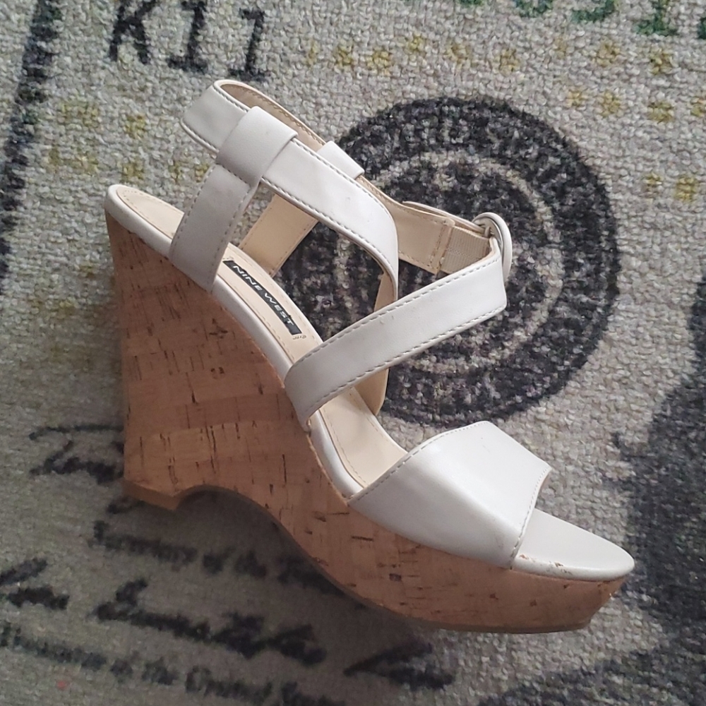 Nine West Shoe s | Nine West Wedge Sandal Sz 8 - Picture 7 of 7